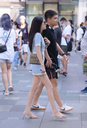 高跟鞋穿搭裙装[<font color=red>6P</font>]