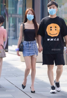 出街的时候显得高雅无限[<font color=red>7P</font>]