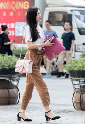 塑造美女都市般的漂亮
