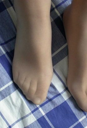 爱美穿丝 是每个女人的权利[<font color=red>15P</font>]